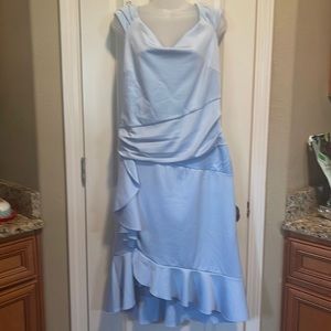 Venus Light blue special occasion dress size XL. NWOT